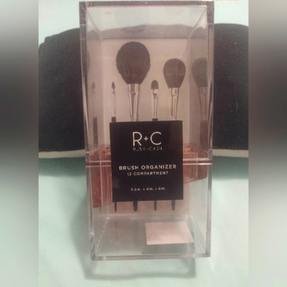 R & C Brush Organizer